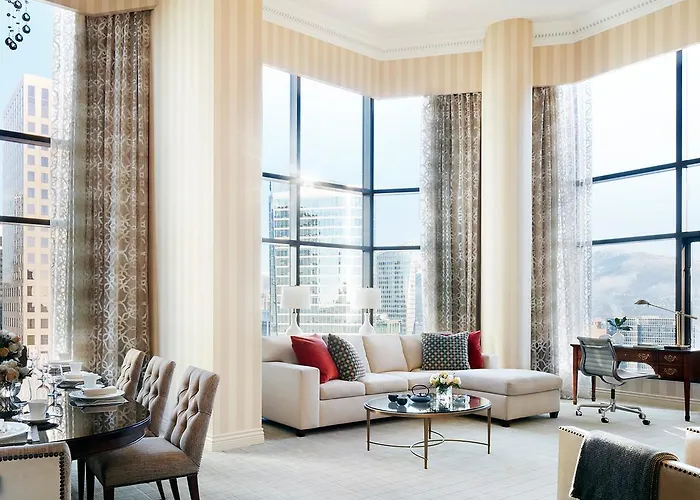 Four Seasons Hotel Vancouver